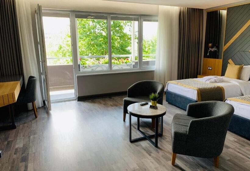 패밀리 스위트, Konak