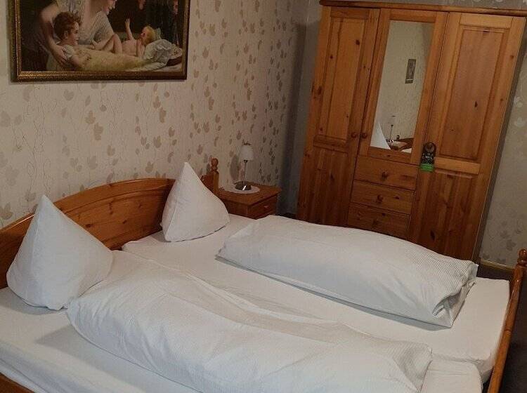 Четырехместный Номер Стандарт, & Restaurant Gulfhof