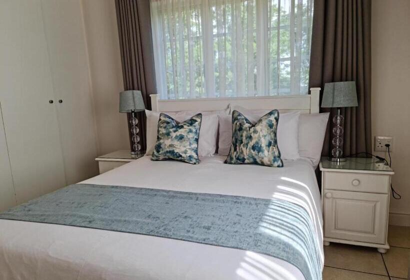 חדר סטנדרט לארבעה, Peaches & Cream Bed & Breakfast