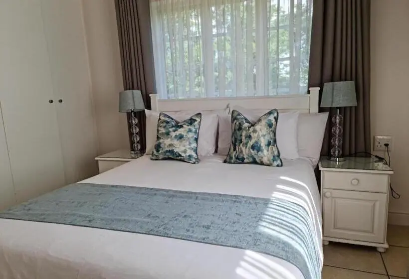 スタンダード４人部屋, Peaches & Cream Bed & Breakfast