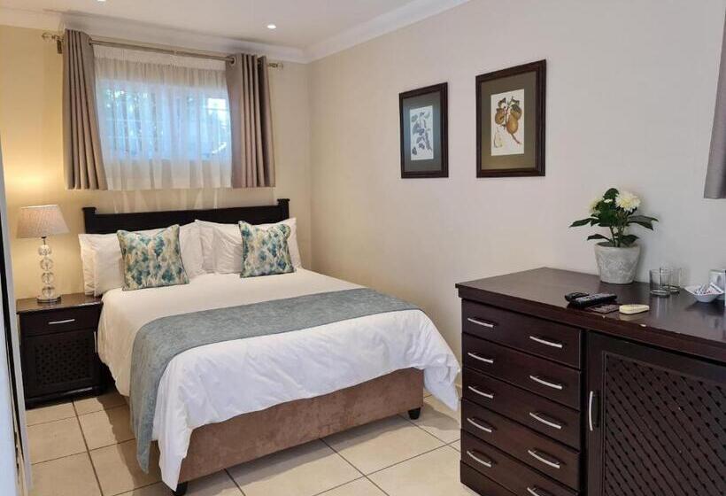 חדר סטנדרט לשלושה, Peaches & Cream Bed & Breakfast