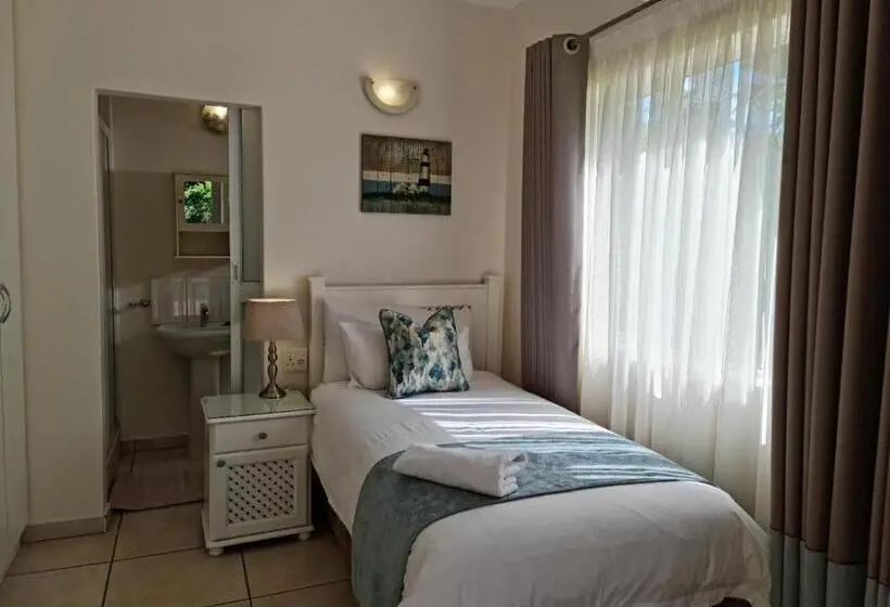 スタンダードシングルルーム, Peaches & Cream Bed & Breakfast
