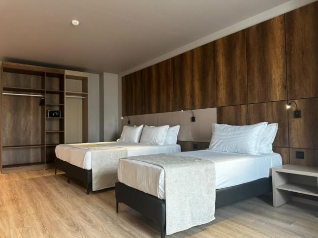 سوییت جونیور, Onyx by Luna