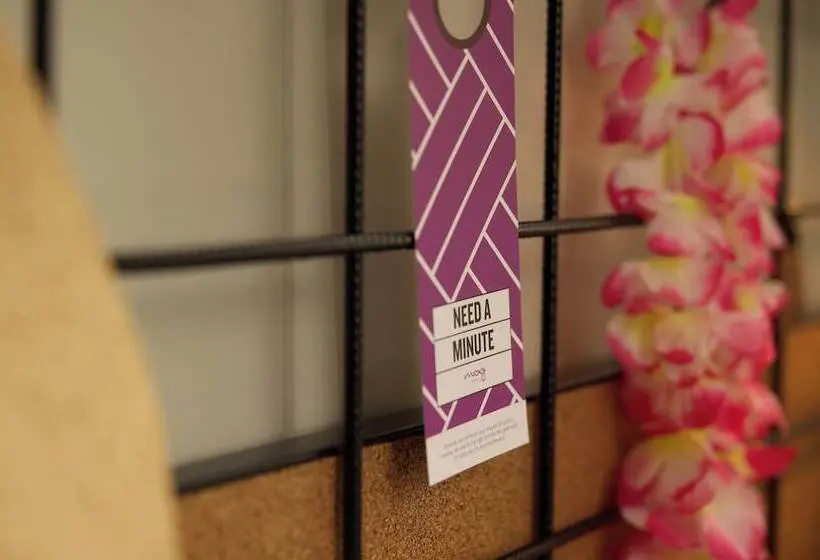 اتاق سوپریور, Moxy Nice