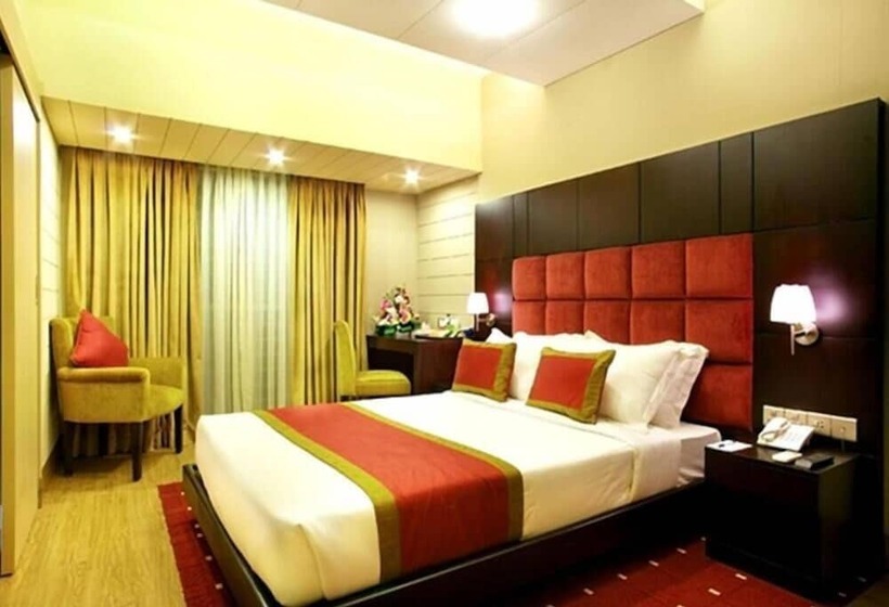 اتاق لوکس, West Park Inn