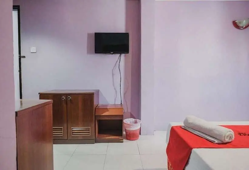 اتاق استاندارد, Reddoorz Near Nagoya Hill Mall Batam 5