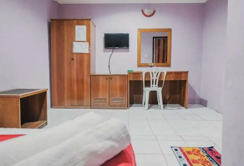اتاق استاندارد, Reddoorz Near Nagoya Hill Mall Batam 5