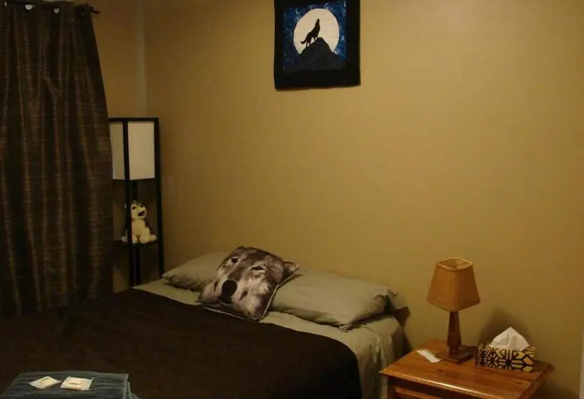 اتاق استاندارد با سرویس بهداشتی مشترک, Wild North Bed & Rest