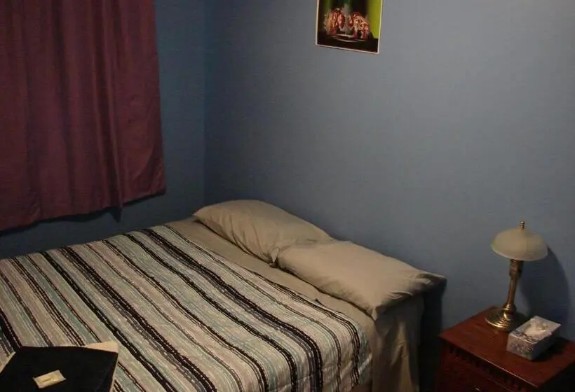اتاق استاندارد با سرویس بهداشتی مشترک, Wild North Bed & Rest