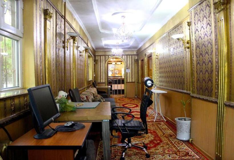 اتاق اکونومی یک تخته, City Hostel & Tours