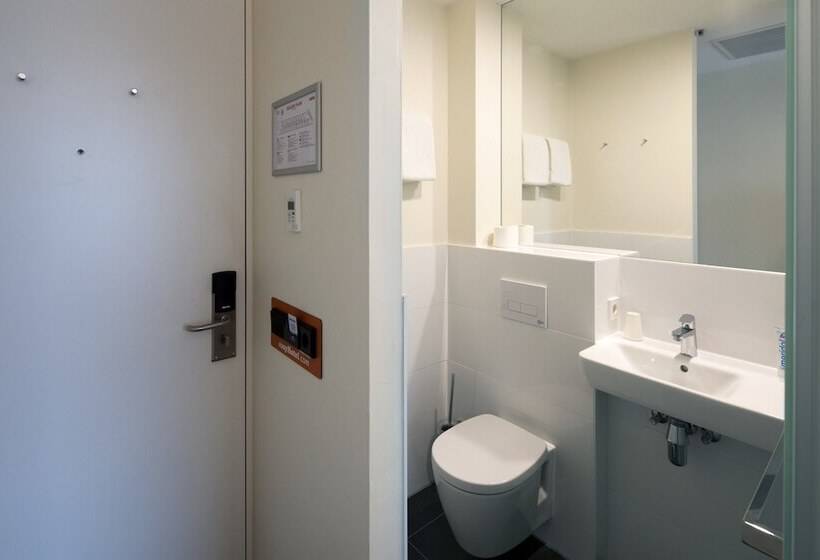 اتاق استاندارد, Easyhotel Maastricht City Centre