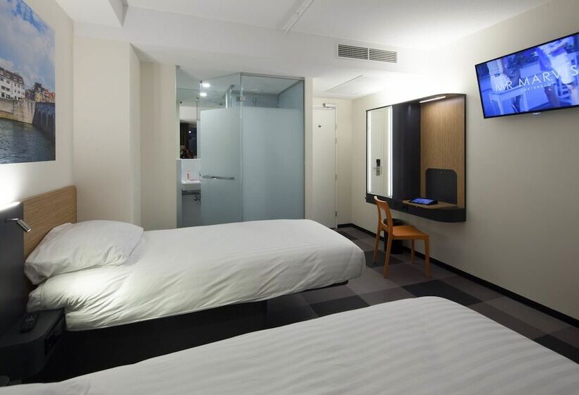 اتاق استاندارد, Easyhotel Maastricht City Centre