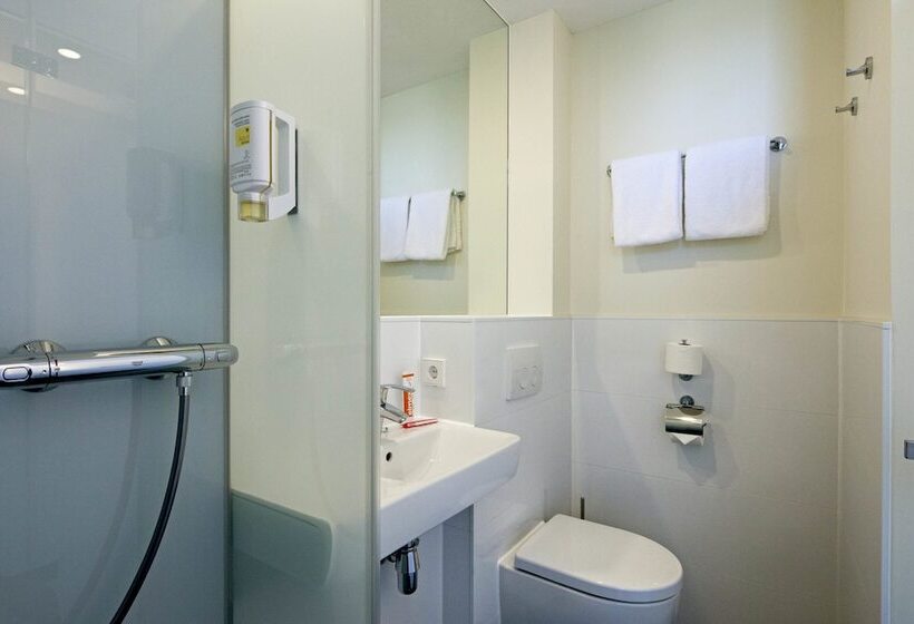 اتاق استاندارد, Easyhotel Maastricht City Centre