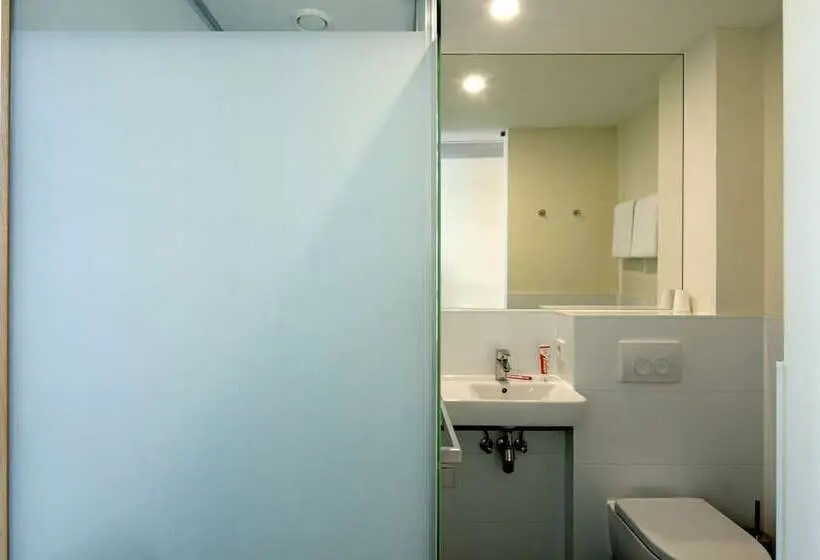 اتاق عادی, Easyhotel Maastricht City Centre