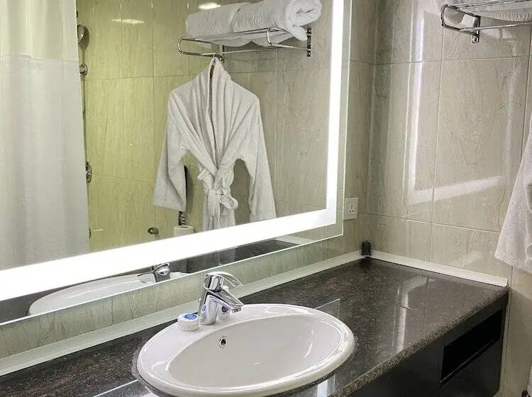 اتاق اجرایی, Rollace Hotel Lagos Intl