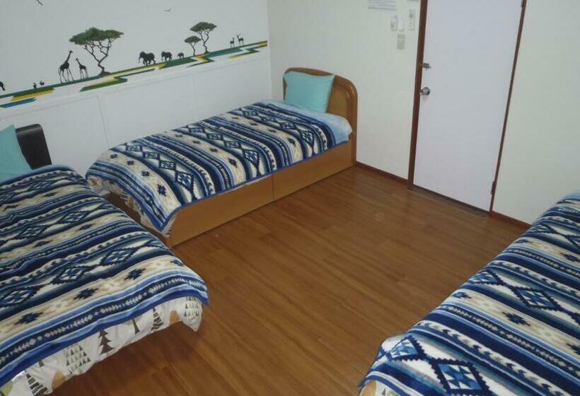 Семейный Номер, Mike S B&b Tokoname