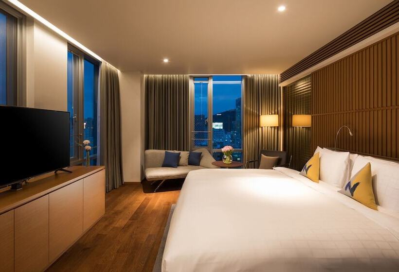 프리미엄 스위트, Novotel Ambassador Seoul Dongdaemun Hotels & Residences
