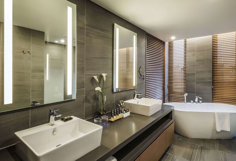 프리미엄 스위트, Novotel Ambassador Seoul Dongdaemun Hotels & Residences