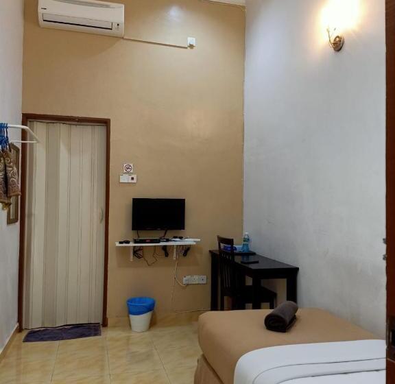 スタンダードシングルルーム, Anggerik Impian Hotel  Best For Travellers At Kuala Berang