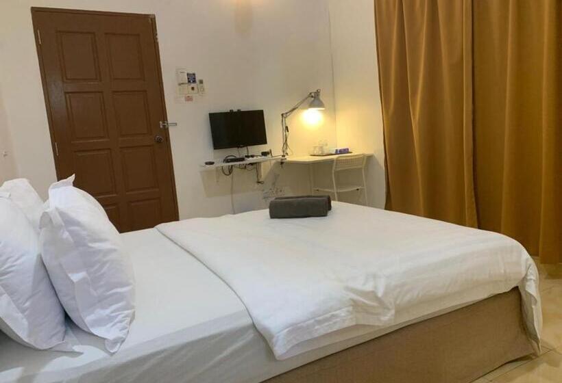 スタンダードルーム, Anggerik Impian Hotel  Best For Travellers At Kuala Berang