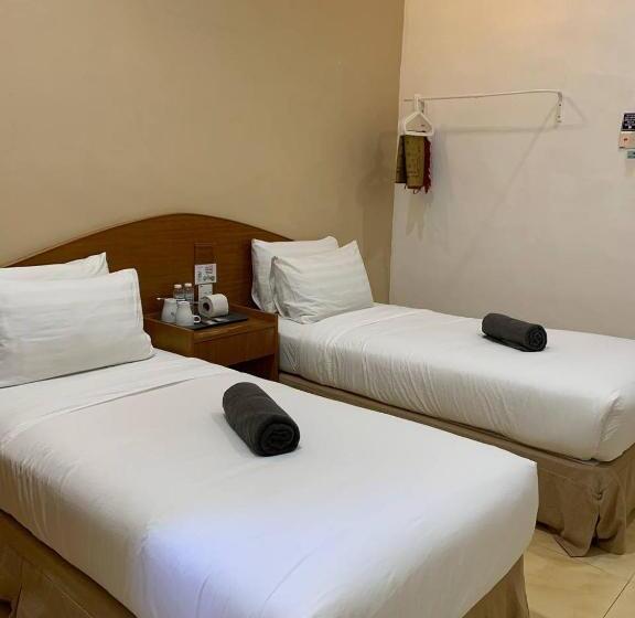 スタンダードルーム, Anggerik Impian Hotel  Best For Travellers At Kuala Berang