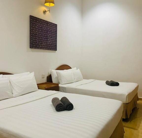 スイート（家族用）, Anggerik Impian Hotel  Best For Travellers At Kuala Berang