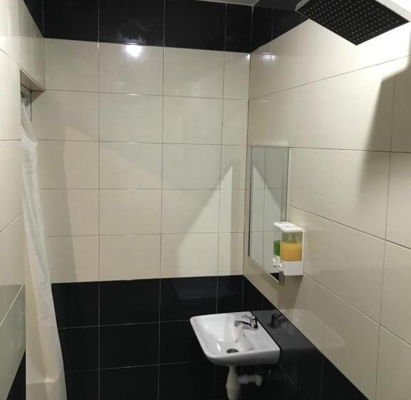 Номер Deluxe, Dan Restoran Seri Kangsar