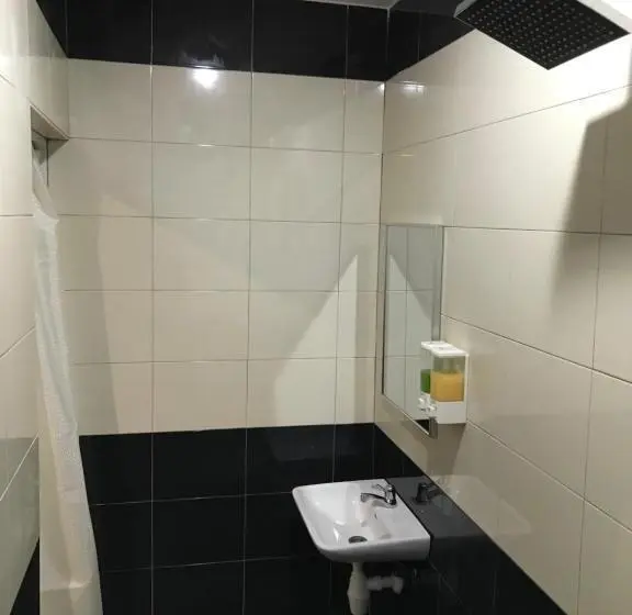 Deluxe-huone, Dan Restoran Seri Kangsar