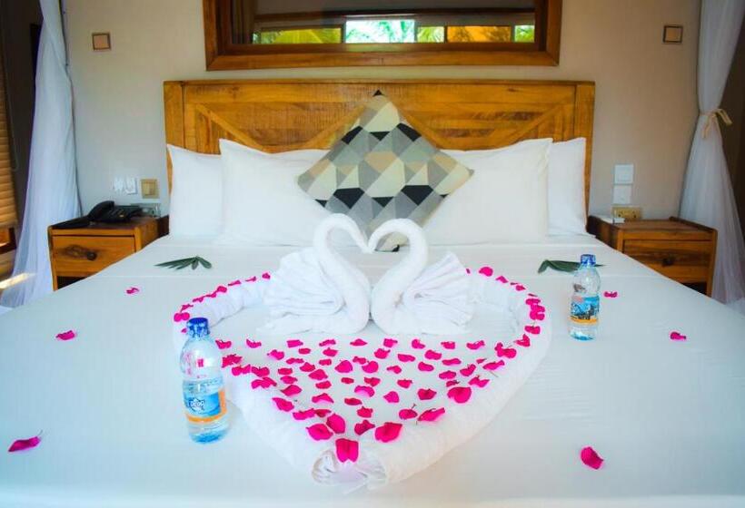 豪华海景房带阳台, Kikoi Boutique