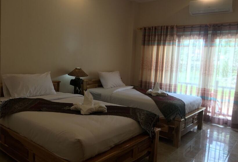 חדר דלוקס, Leego