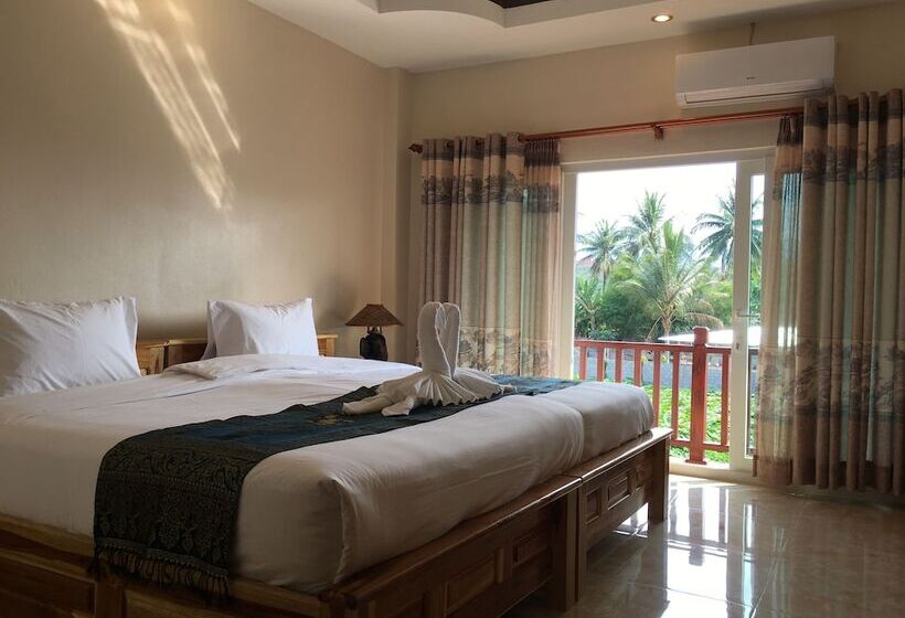 חדר דלוקס, Leego