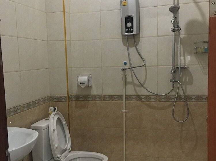 חדר דלוקס, Leego