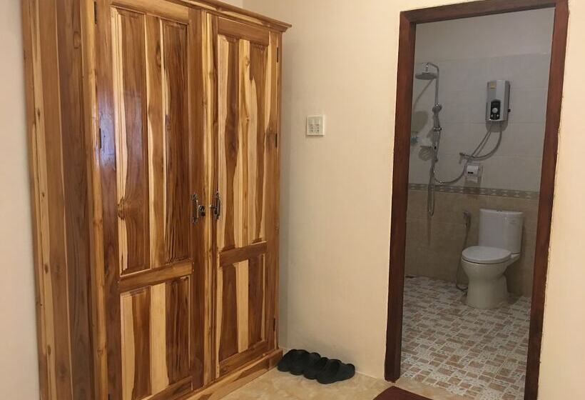 חדר דלוקס, Leego