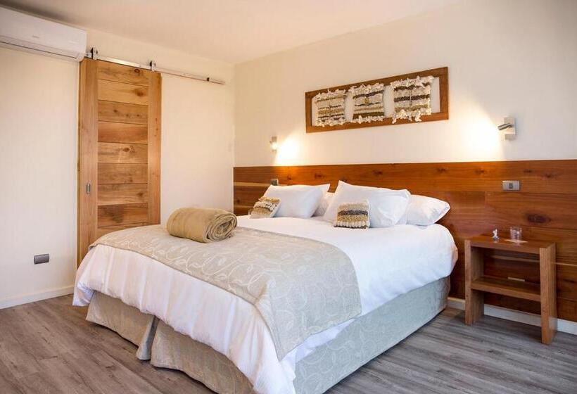 اتاق راحتی سه تخته, Maki