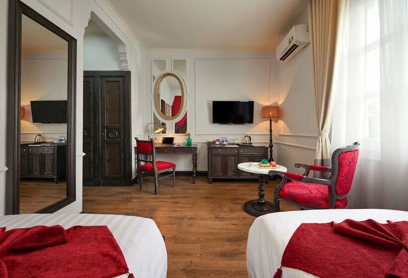 اتاق لوکس, Manoir Des Arts