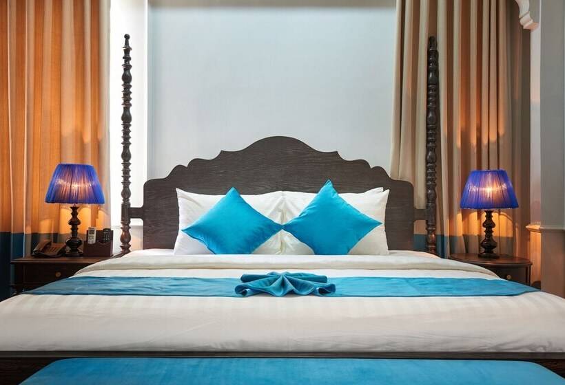 اتاق پرمیوم, Manoir Des Arts