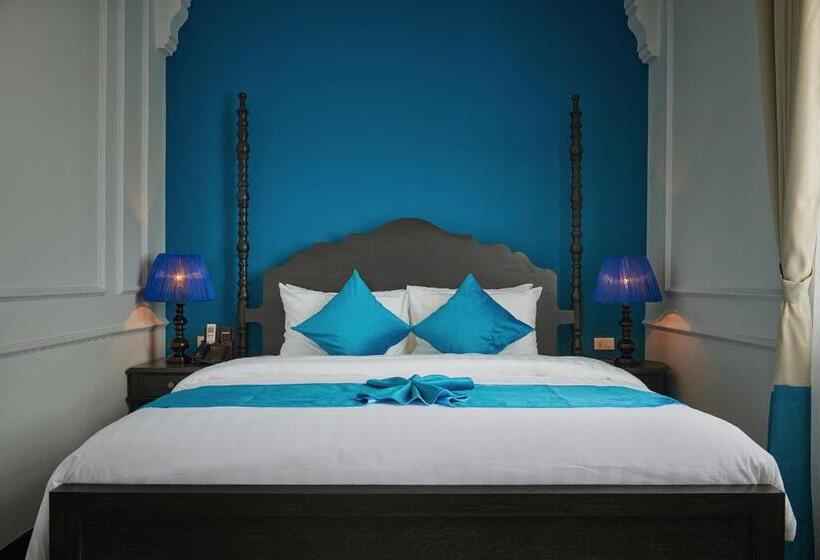 سوئیت با تخت بزرگ, Manoir Des Arts