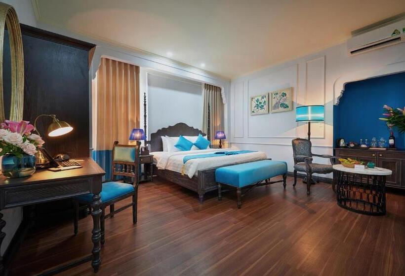 اتاق پرمیوم, Manoir Des Arts