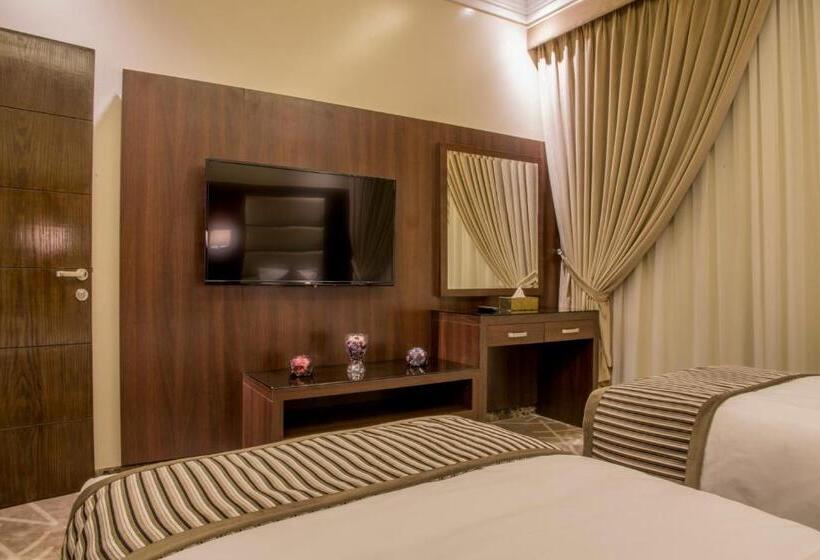 سوئیت رویال, Normina