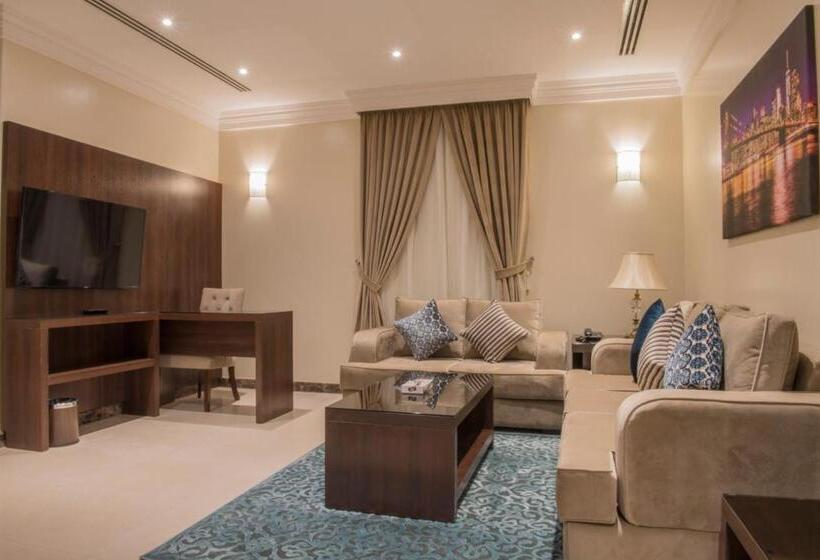 سوئیت رویال, Normina