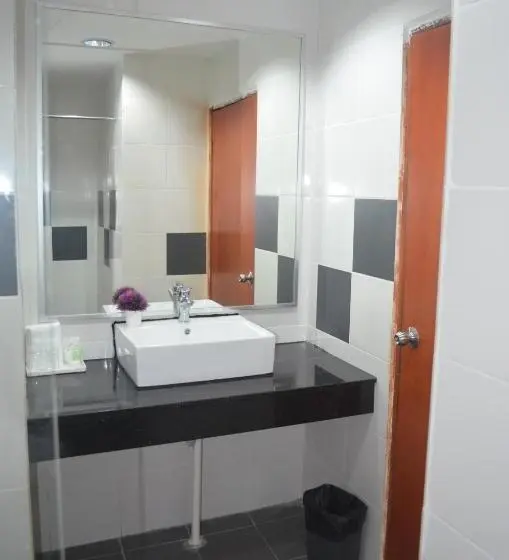 Superior Kolmen Hengen Huone, Td Mutiara Hotel Semporna