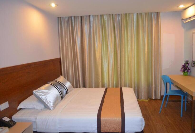 חדר דחוקס עם מיטת קינג, Td Mutiara Hotel Semporna