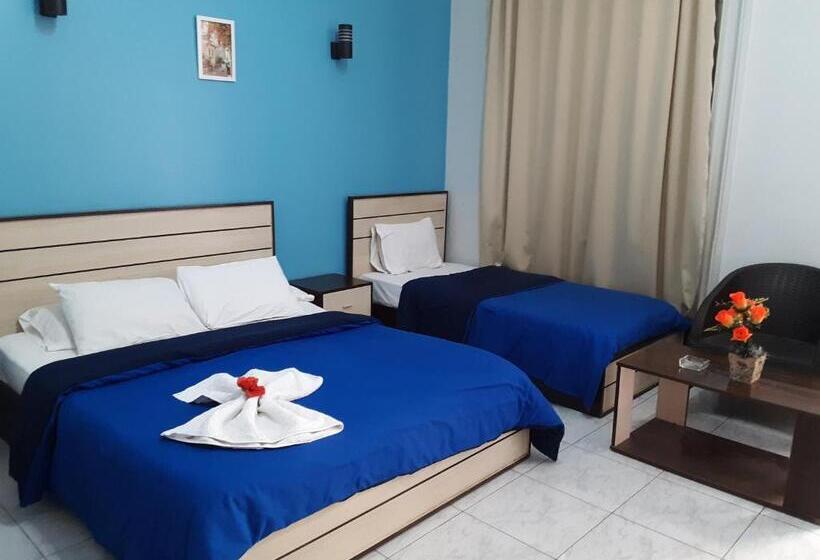 اتاق لوکس, Hostgram