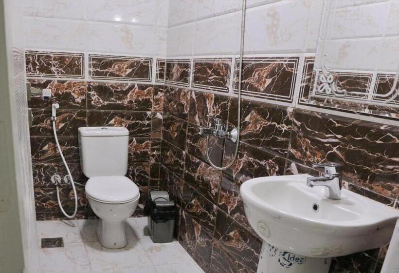 اتاق لوکس چهار تخته, Hostgram