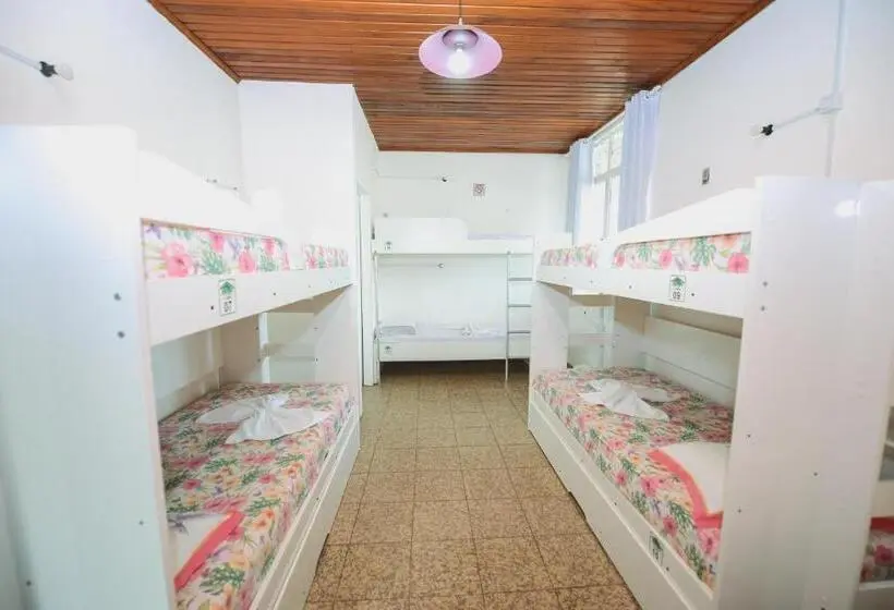 浴室共有ファミリールーム, Hostel Caçari