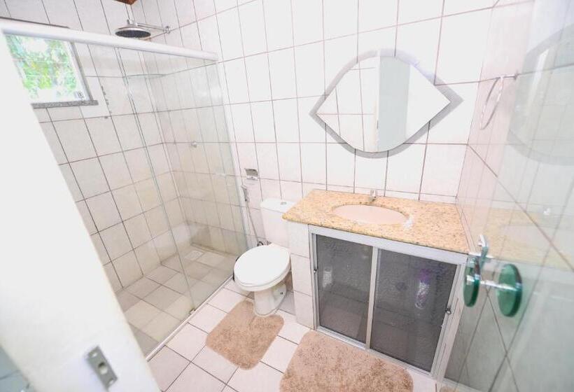 اتاق راحتی سه تخته, Hostel Caçari