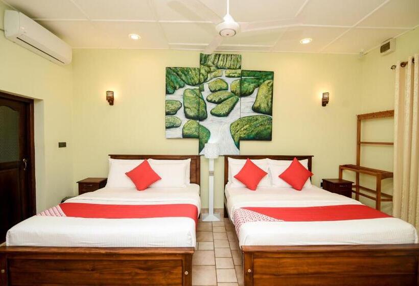 جناح عائلي, Man Mountain Villa