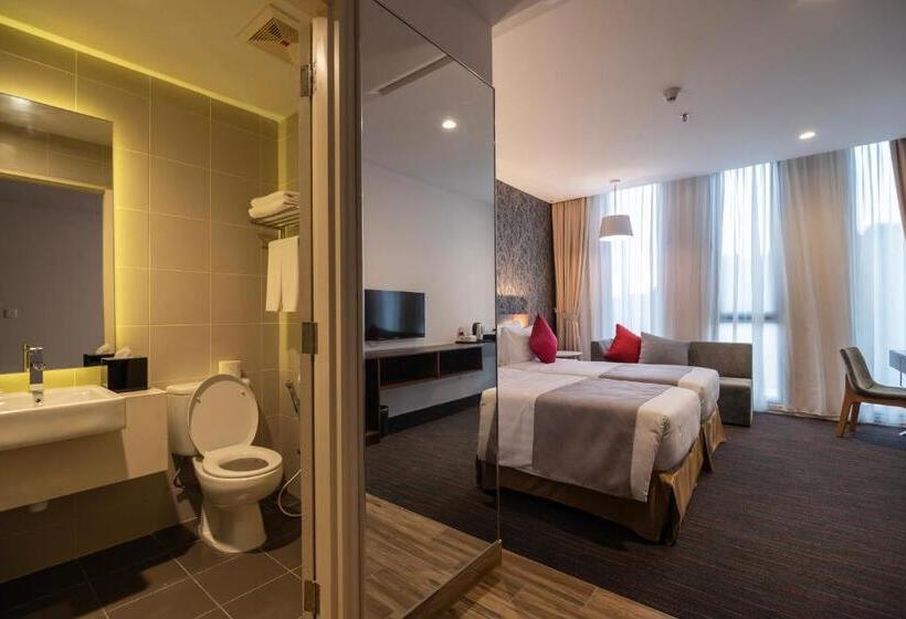Номер Deluxe, Ramada By Wyndham Meridin Johor Bahru