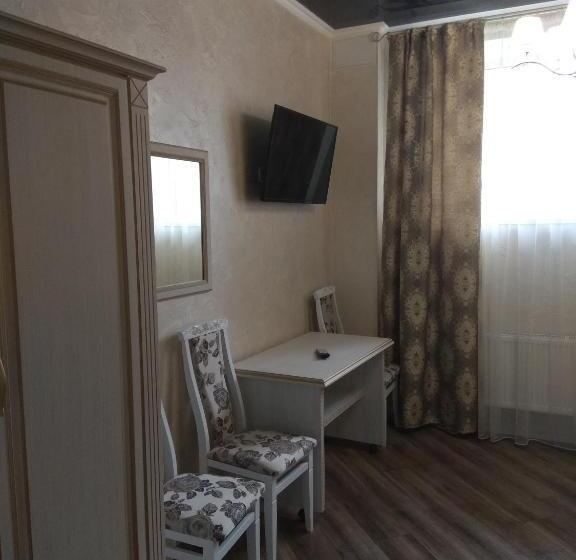 스탠다드 룸, Safari Club