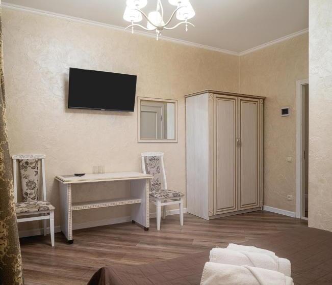 스탠다드 룸, Safari Club